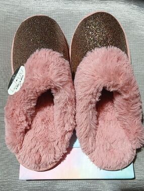 Kids Pink Fuzzy Glitter Slip-On Slippers